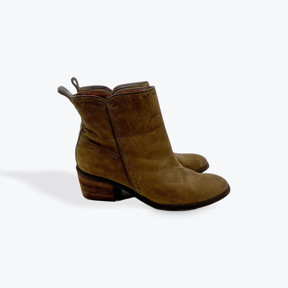 Donald‎ Pliner Leather Ankle Boots Women's Size 7M Block Heel Olive Green